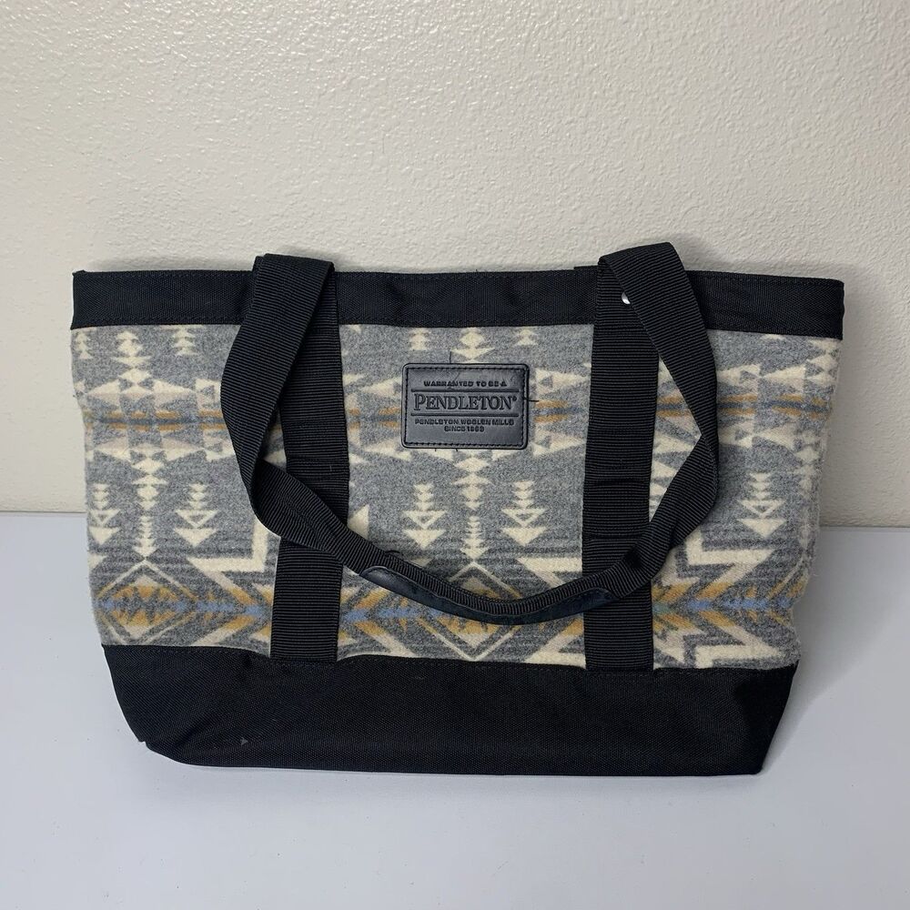 Pendleton Cowhide Leather Wool Travel Tote Zip Black Western - Picture 1 of 10